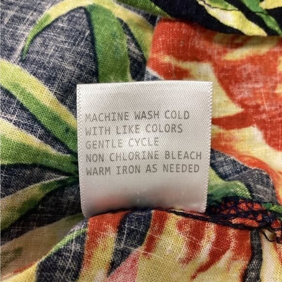 Panama Jack Women’s Button Front Linen Blend Hawaiian Shirt, Black, size S - Picture 7 of 7